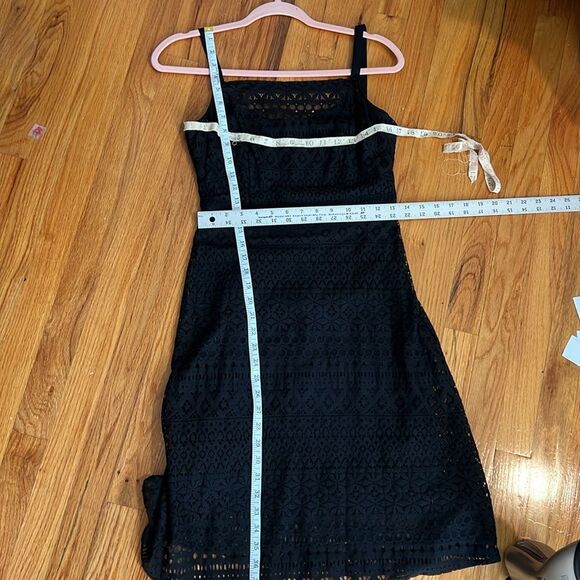 Kensie Black crochet/lace Overlay Dress Knee Length P2P 17” W: 13.25-13.5” L:38” - Picture 8 of 10